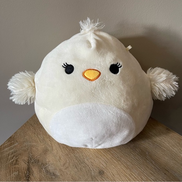 SQUISHMALLOWS 8” Aimee the Chick Plush Toy - Picture 2 of 6